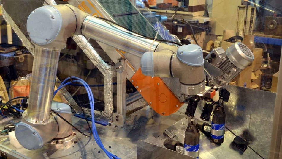 ur5_collaborative_robots_reduces_risk_of_work_related_injuries_germany